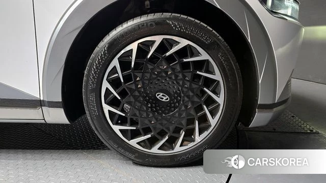 Hyundai Ionic 5 id 3877956 из Кореи 15