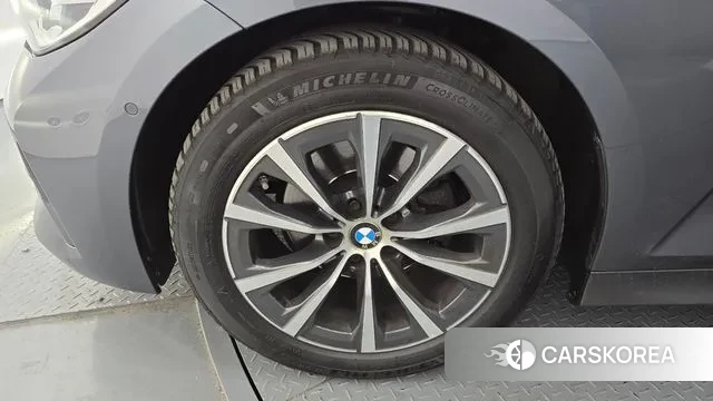 BMW 3 Series (G20) id 3433460 из Кореи 15