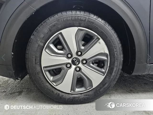 Kia Niro id 3552966 из Кореи 15