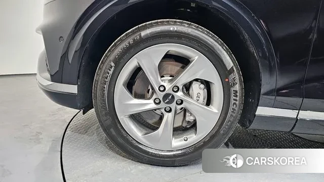 Genesis GV70 id 3757842 из Кореи 15