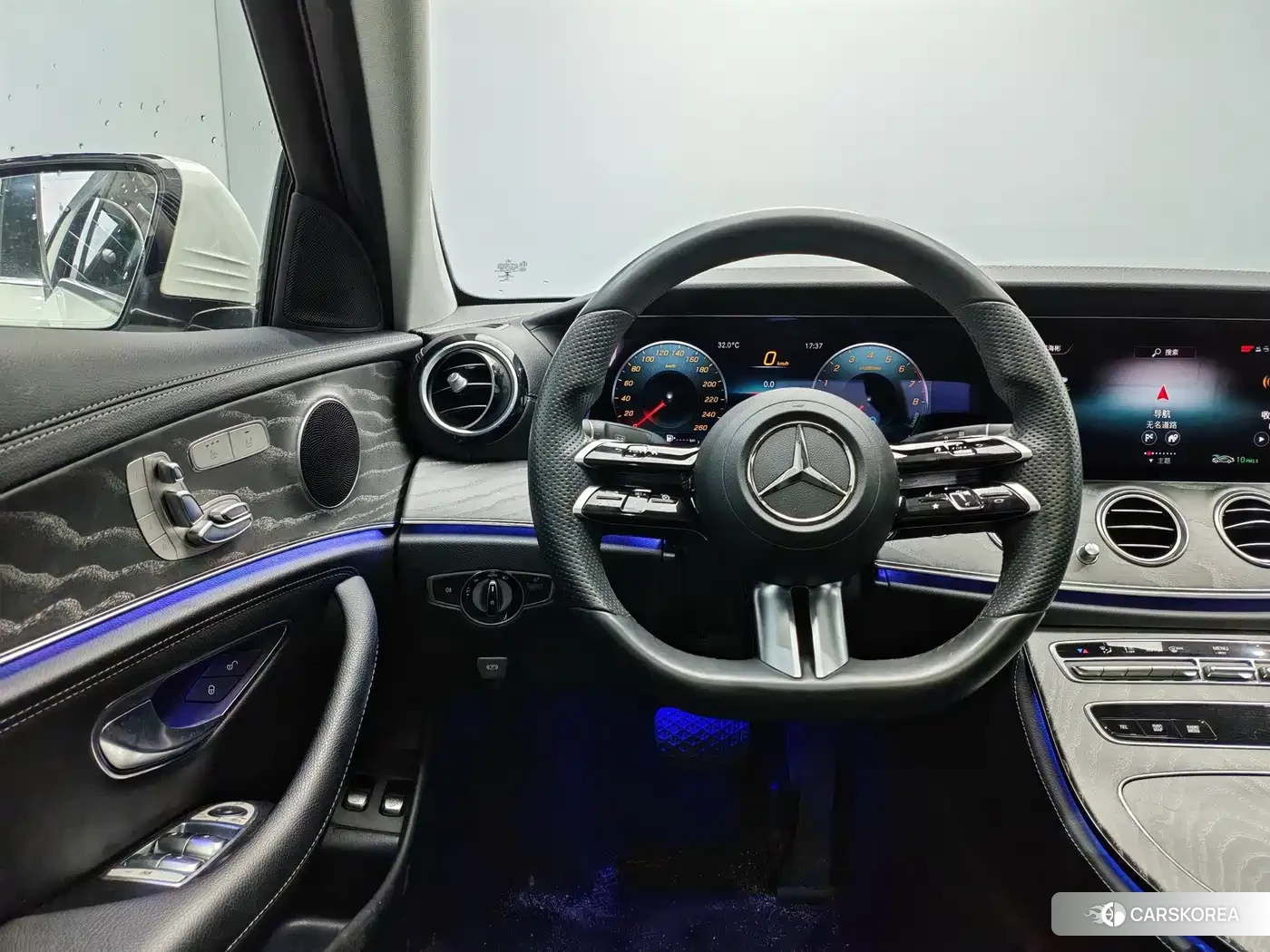Mercedes-Benz E-Class id 4686207 из Китая 15