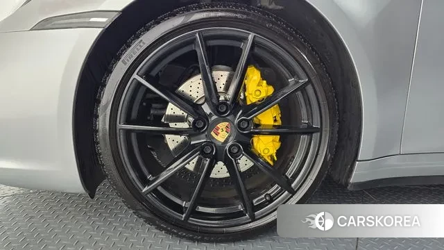 Porsche 911(992) id 3573457 из Кореи 15