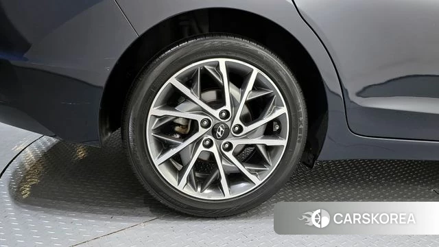 Hyundai The New Avante AD id 3942773 из Кореи 15