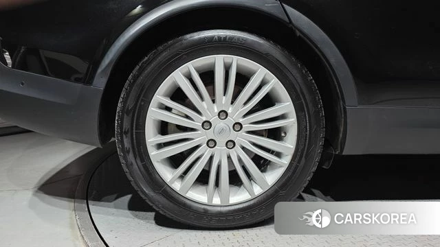 Land Rover Discovery 5 id 4785062 из Кореи 15