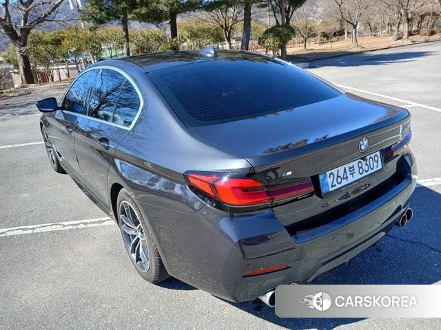 BMW 5 Series (G30) id 3982123 из Кореи 12