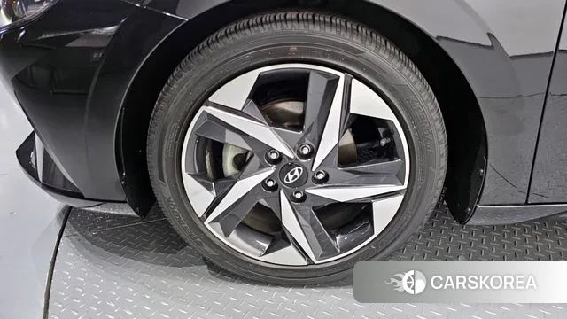 Hyundai Avante (CN7) id 3759452 из Кореи 15