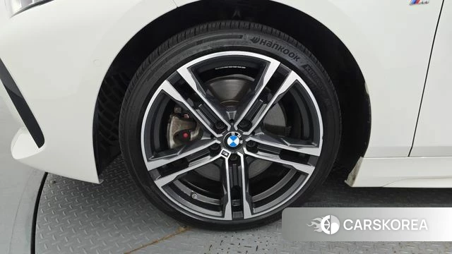 BMW 1 Series (F40) id 4650714 из Кореи 30