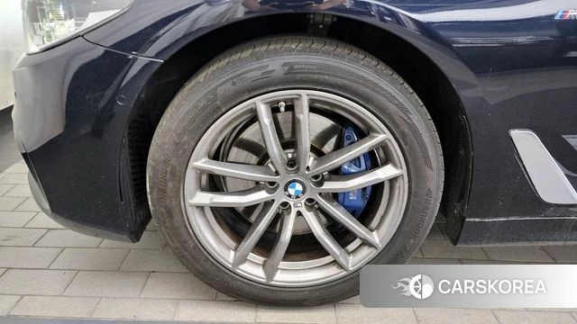 BMW 5 Series (G30) id 4345756 из Кореи 29