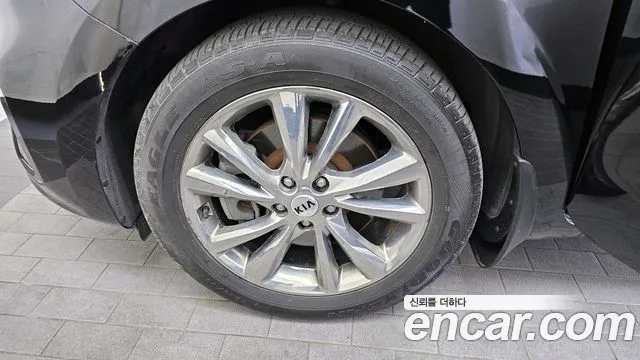 Kia The New Carnival id 2671022 из Кореи 15