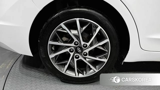 Hyundai The New Avante AD id 3820348 из Кореи 15