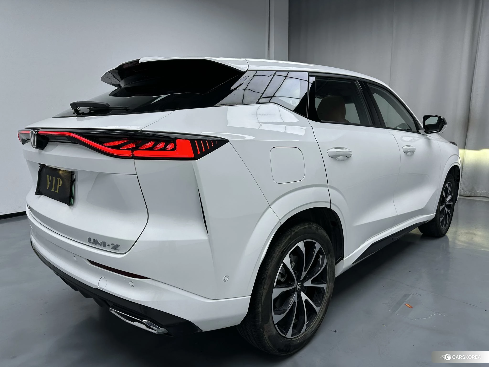 Chang'an UNI-Z PHEV id 4420810 из Китая 20