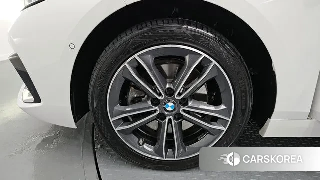 BMW 1 Series (F40) id 2970057 из Кореи 15