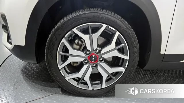 Kia Seltos id 3384094 из Кореи 15