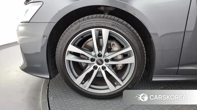 Audi A6 (C8) id 3432469 из Кореи 15