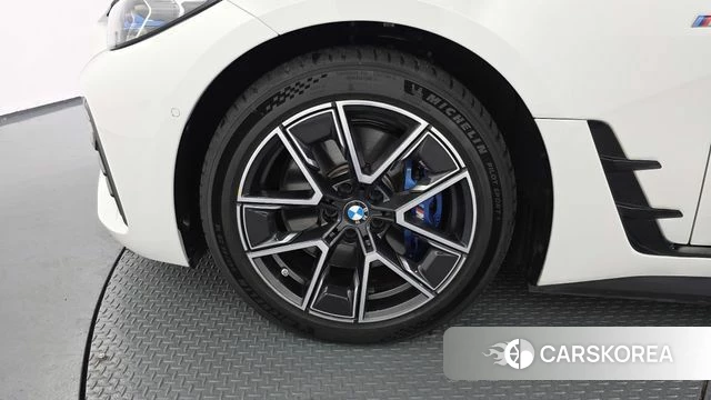 BMW i4 id 4349989 из Кореи 26