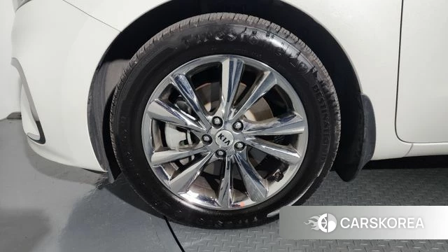 Kia The New Carnival id 4525670 из Кореи 29