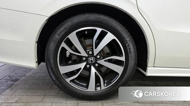 Honda Odyssey id 4351325 из Кореи 28