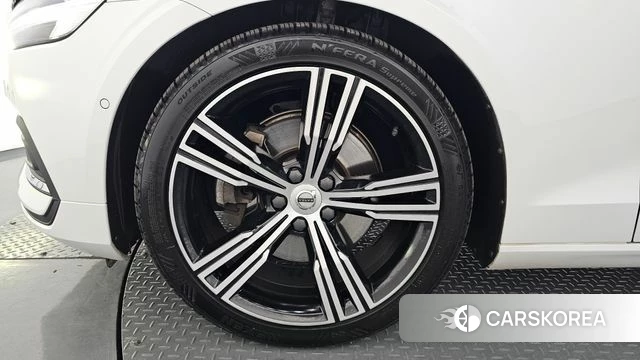 Volvo S60 3rd generation id 4396170 из Кореи 31