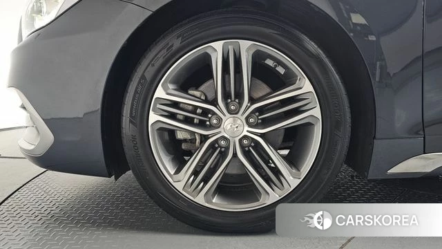 Hyundai Grandeur IG id 4652301 из Кореи 28