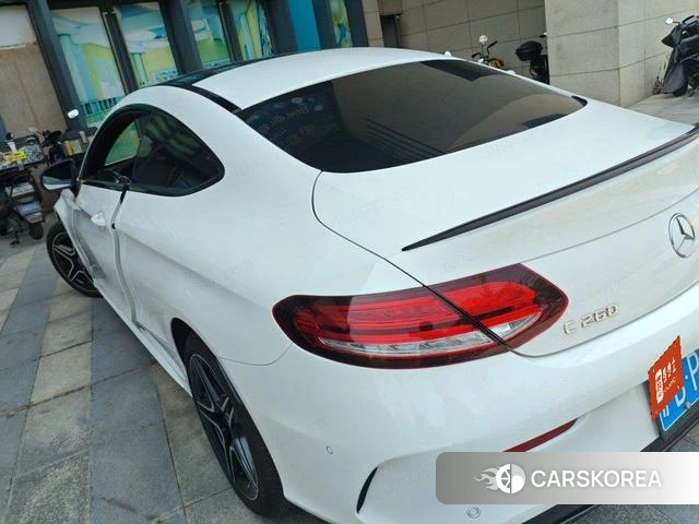 Mercedes-Benz Class C (imported) 2023 Белый из Китая, фото 5