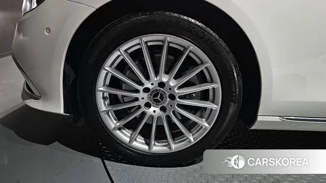 Mercedes-Benz E-Class W213 id 3621711 из Кореи 15