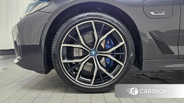 BMW 5 Series (G30) id 4506093 из Кореи 29