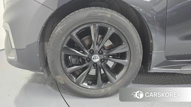 Kia The New Carnival id 4203428 из Кореи 15