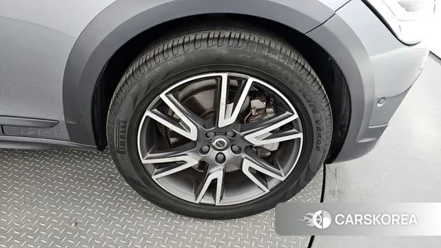 Volvo V90 Cross-Country id 2960944 из Кореи 15