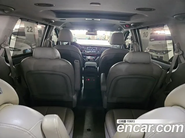 Kia The New Carnival id 2710098 из Кореи 15