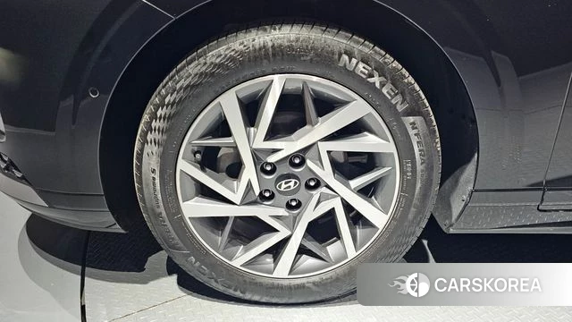 Hyundai Grandeur Hybrid (GN7) id 4177909 из Кореи 15