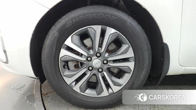 Kia The New Carnival id 4615097 из Кореи 15