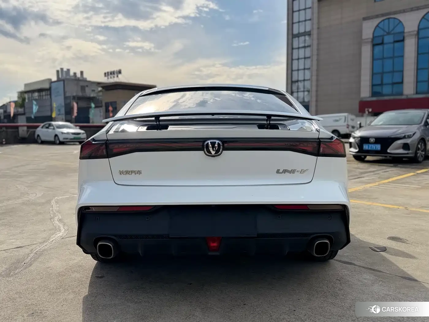Chang'an Changan UNI-V id 4589253 из Китая 9