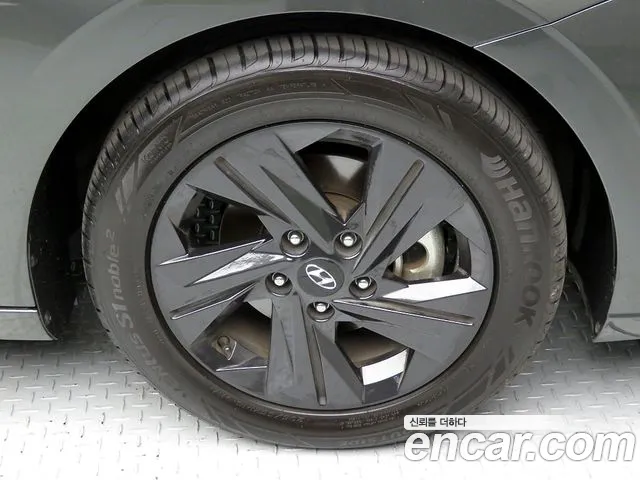 Hyundai Avante (CN7) id 2719788 из Кореи 14