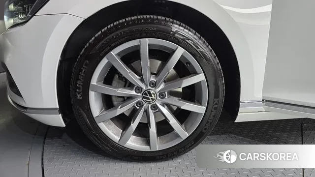 Volkswagen Passat GT (B8) id 3437724 из Кореи 15