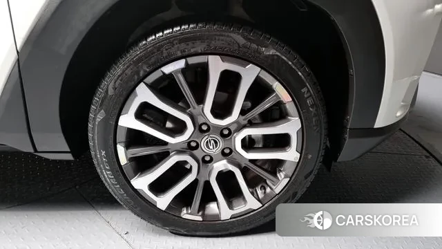 Ssangyong Torres id 3482736 из Кореи 15