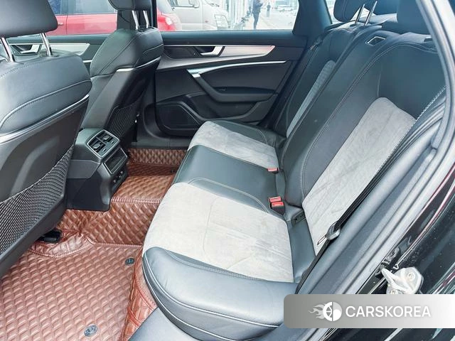 Audi A6L id 4263348 из Китая 16