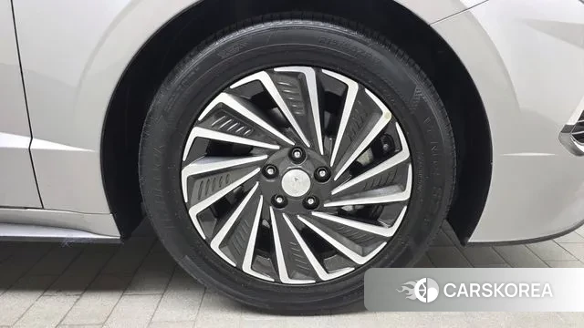 Hyundai Sonata Hybrid (DN8) id 3349869 из Кореи 15