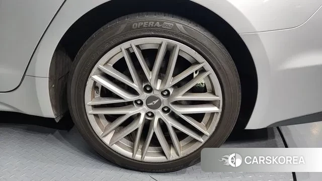 Genesis G70 id 3464663 из Кореи 15