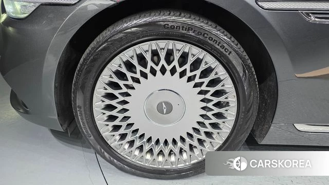 Genesis G90 id 3878467 из Кореи 15