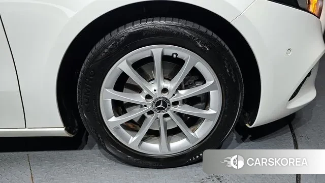 Mercedes-Benz A-Class W177 id 3753890 из Кореи 15