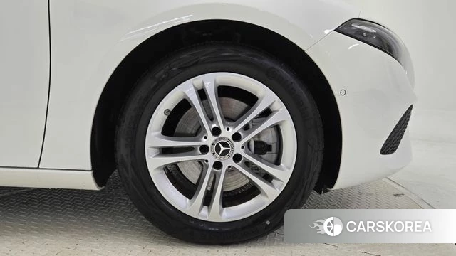 Mercedes-Benz A-Class W177 id 4349196 из Кореи 12