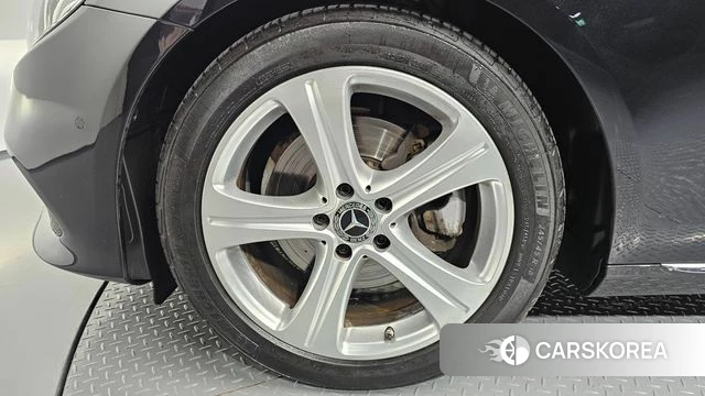 Mercedes-Benz E-Class W213 id 4638287 из Кореи 25