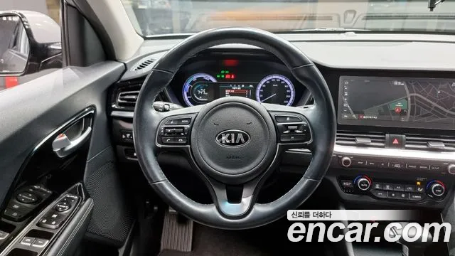 Kia The New Niro id 2598242 из Кореи 15