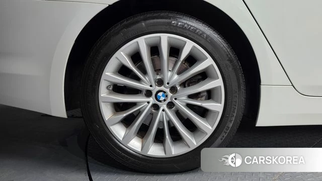 BMW 5 Series (G30) id 4751392 из Кореи 27
