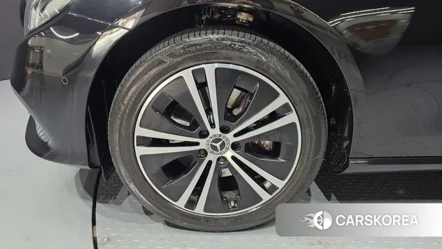 Mercedes-Benz E-Class W213 id 3459508 из Кореи 15