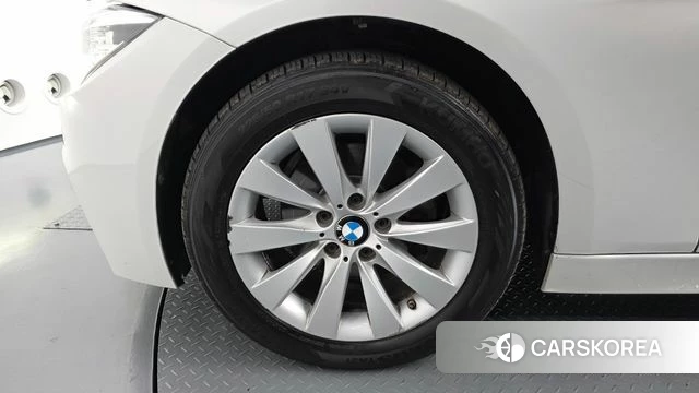 BMW 3 Series (F30) id 3925191 из Кореи 15