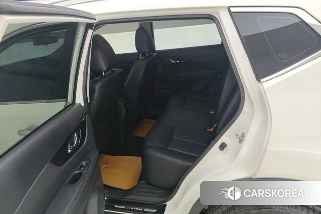 Nissan Qijun id 4208695 из Китая 12