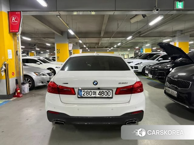 BMW 5 Series (G30) id 3866966 из Кореи 15