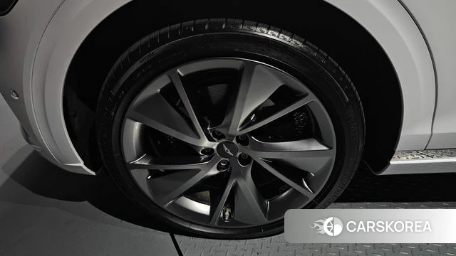 Genesis GV70 id 3799740 из Кореи 15