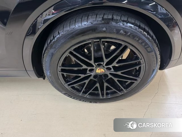 Porsche Cayenne (PO536) id 3940335 из Кореи 15